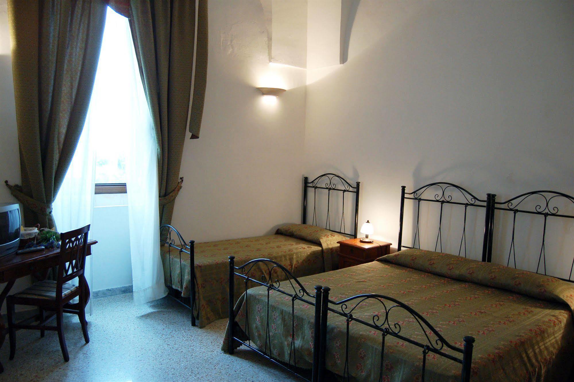 Masseria Mazzetta Salento Corte Del Falconiere B&B Salice Salentino Ngoại thất bức ảnh